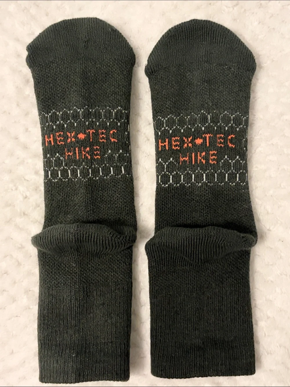 NWOT Bombas Hiking Quarter Socks, 1 Pair Dark Gray - Medium